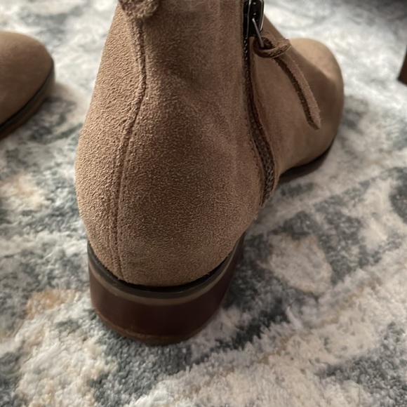 Steve Madden suede booties - Picture 3 of 5